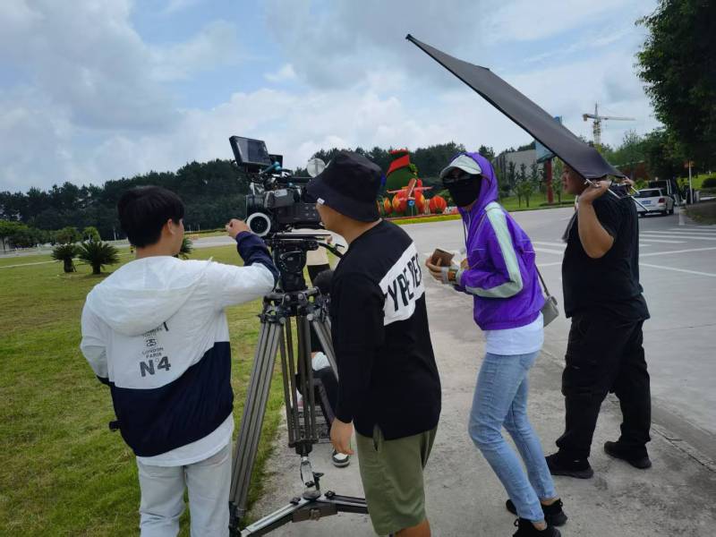 港闸区极致互动，未来愿景宏大，致力于成为全球领先的产品宣传视频企业